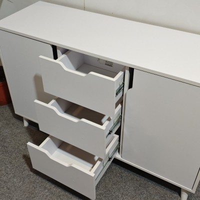 Комод у вітальню з ніжками в кольорі Горіх світлий М-ЗОН Борн 1200 Дуб артизан/Антрацит 